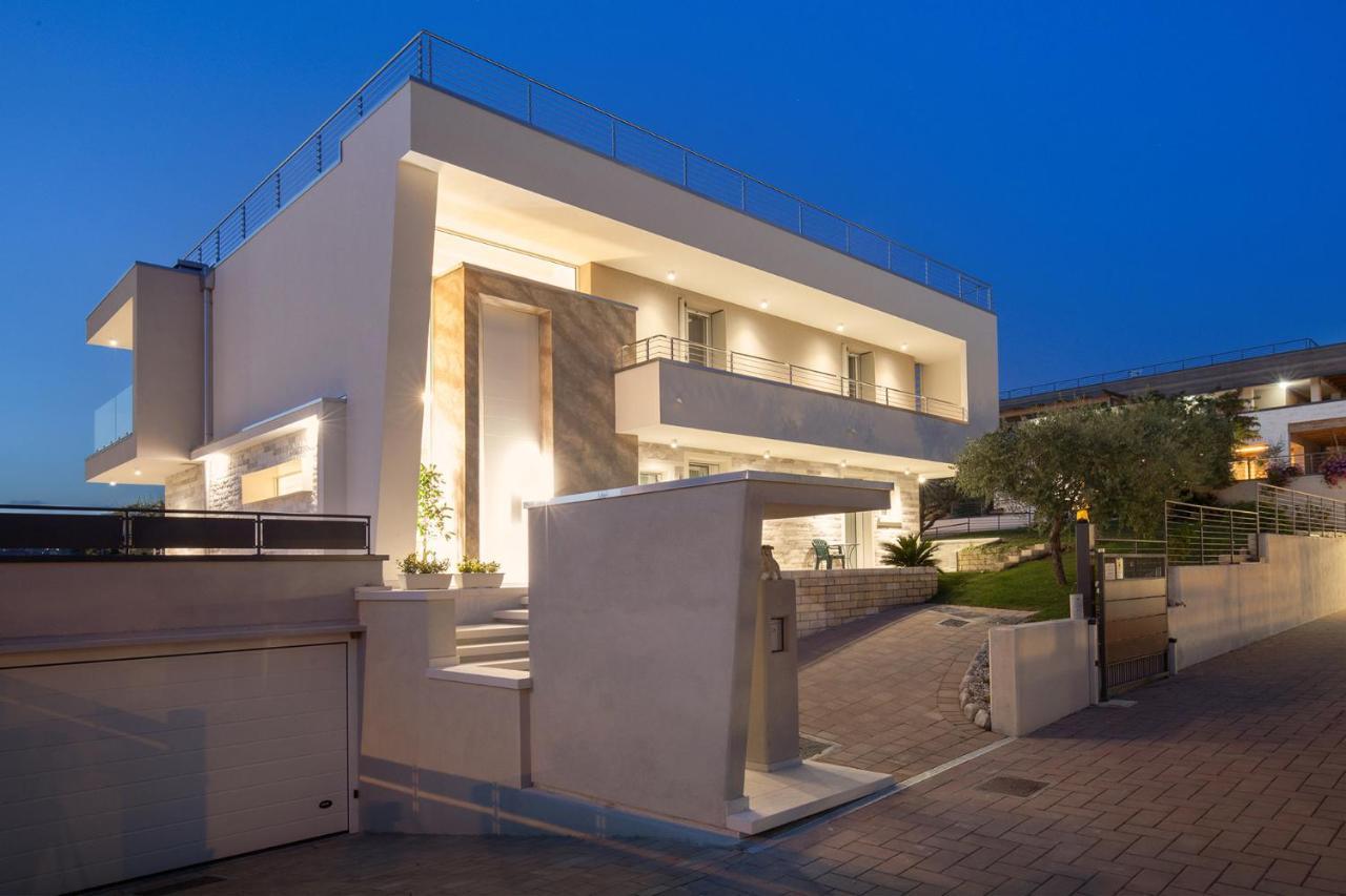 Villa Aurora-Holiday Home Apt 2 Μπαρντολίνο Εξωτερικό φωτογραφία